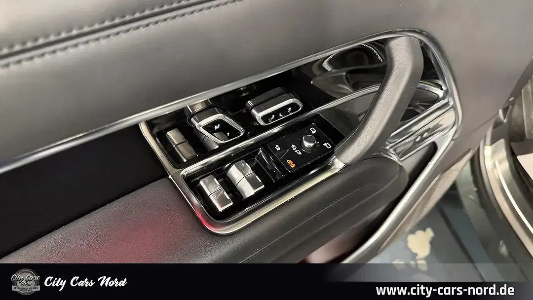 Land Rover Range Rover P530 Autobiography SWB - Thumbnail 11