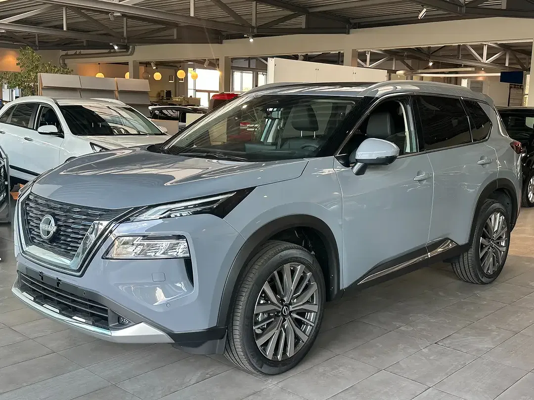 Nissan X-Trail 1.5 VC-T AUT Tekna - Thumbnail 3