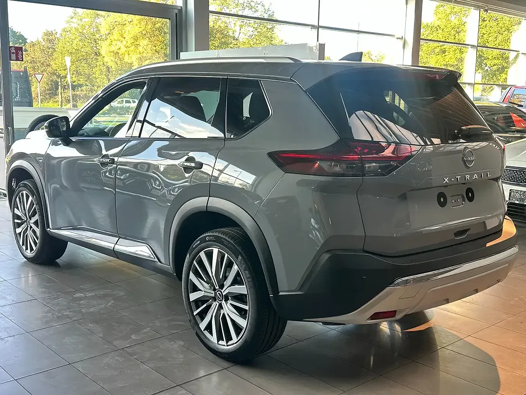 Nissan X-Trail 1.5 VC-T AUT Tekna - Thumbnail 4