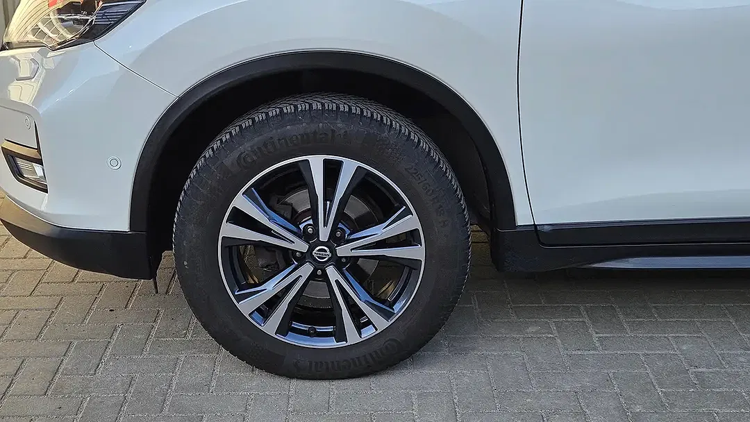 Nissan X-Trail 1.3 DIG-T N-Connecta - Thumbnail 4