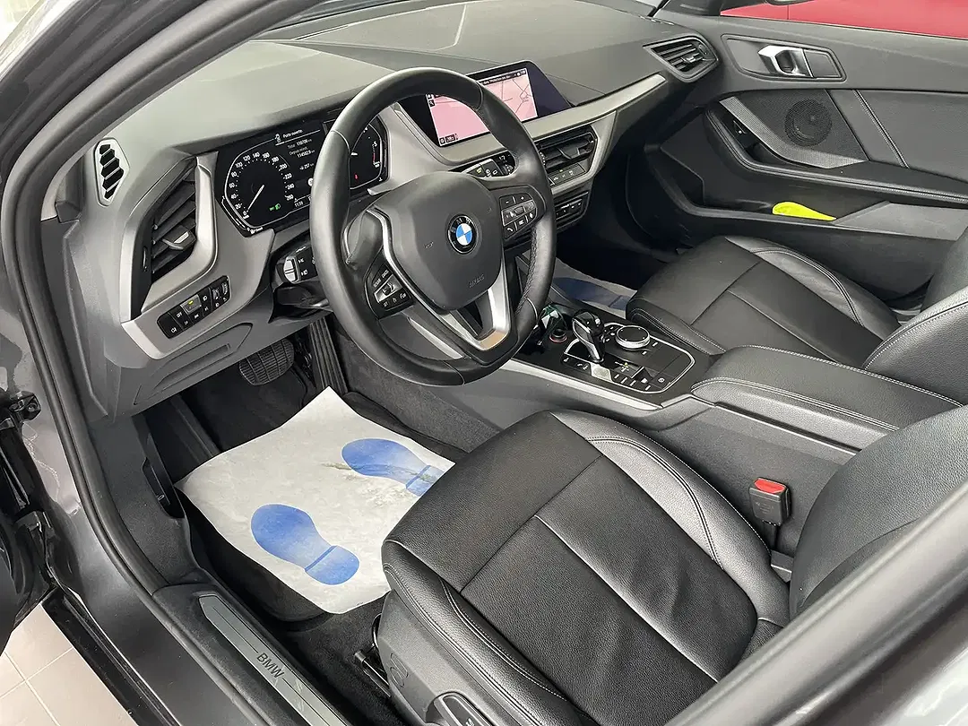 BMW 116 - Thumbnail 11