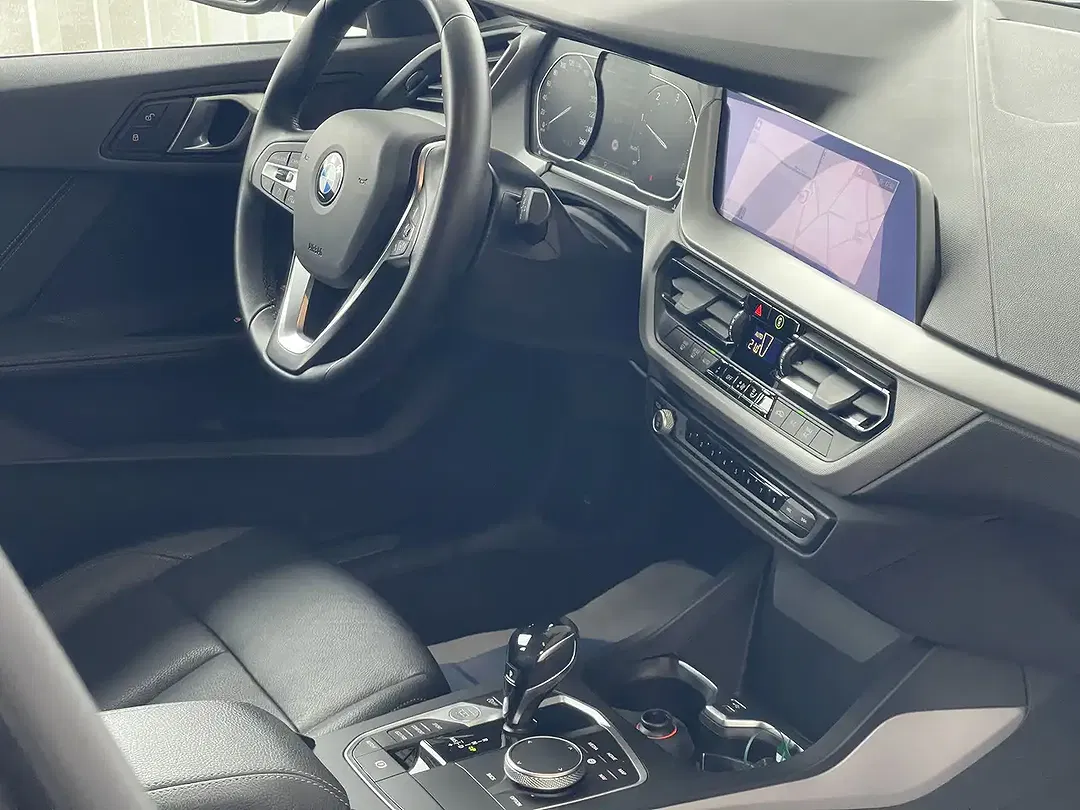 BMW 116 - Thumbnail 13