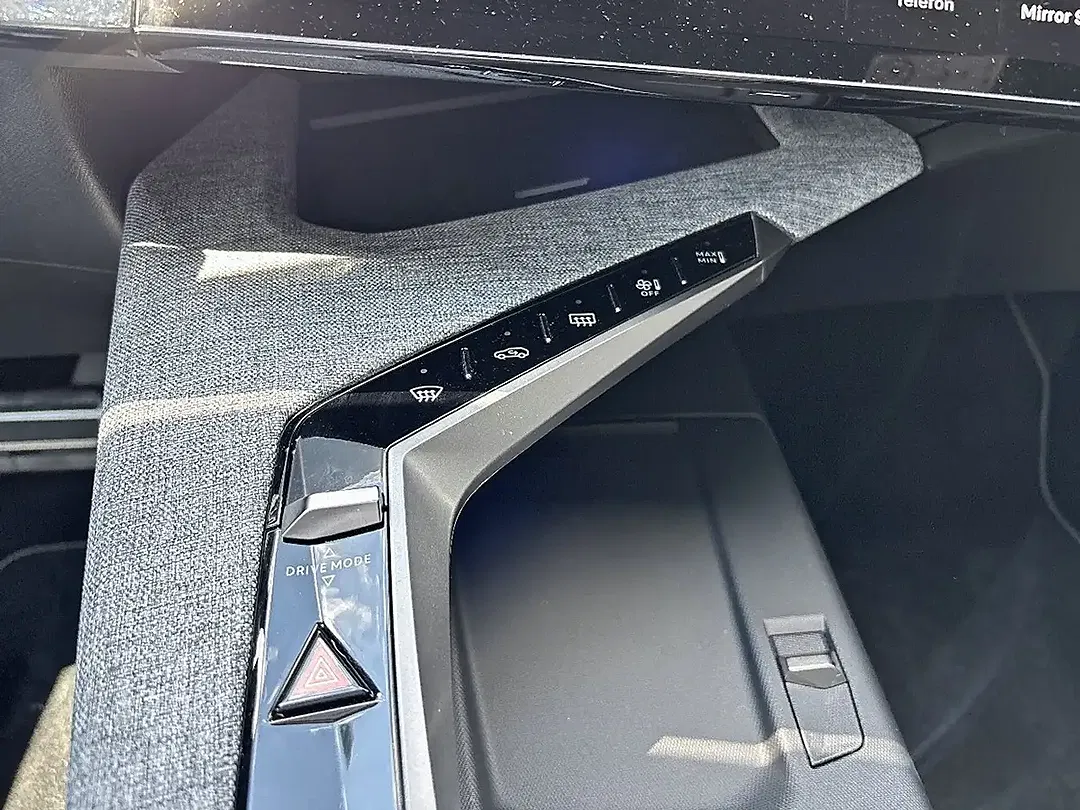 Peugeot 3008 136 Hybrid GT - Thumbnail 13