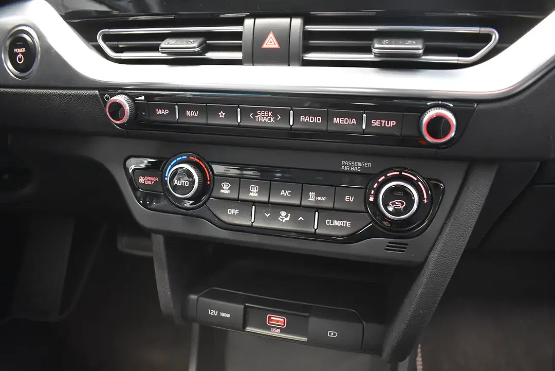 Kia Niro Vision - Thumbnail 10