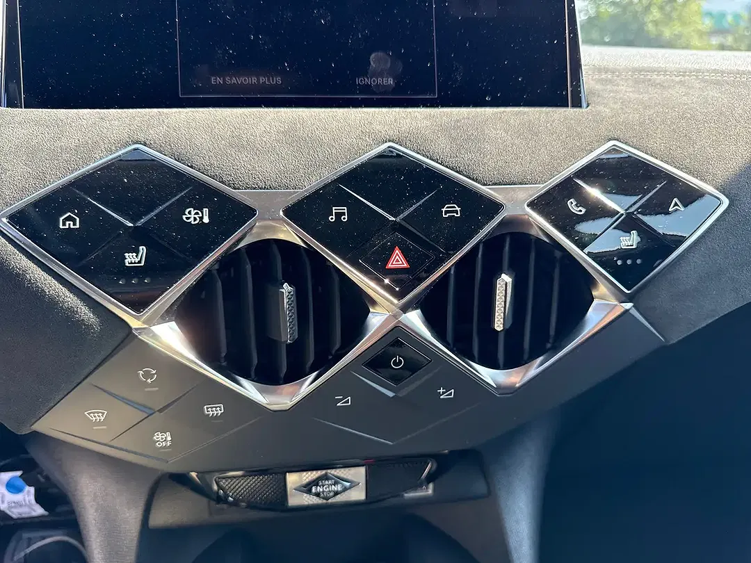 DS Automobiles DS 3 - Thumbnail 9