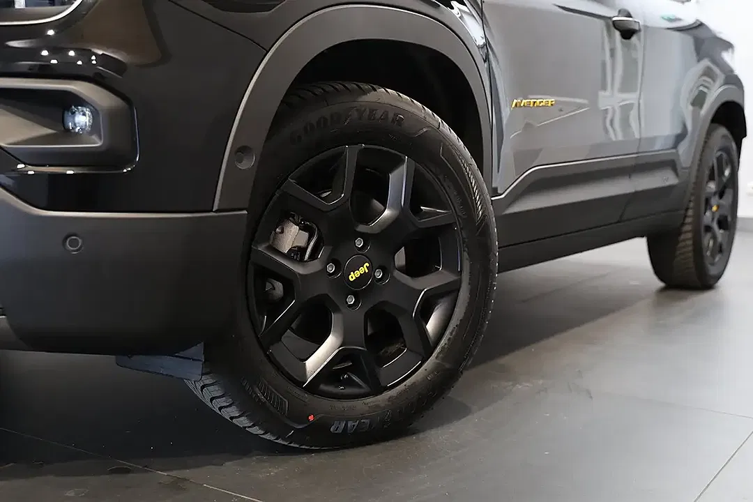 Jeep Avenger 1.2 e-Hybrid DCT 4xe The North Face - Thumbnail 3