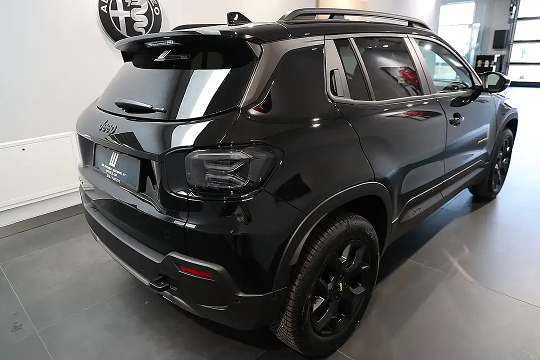 Jeep Avenger 1.2 e-Hybrid DCT 4xe The North Face - Thumbnail 5