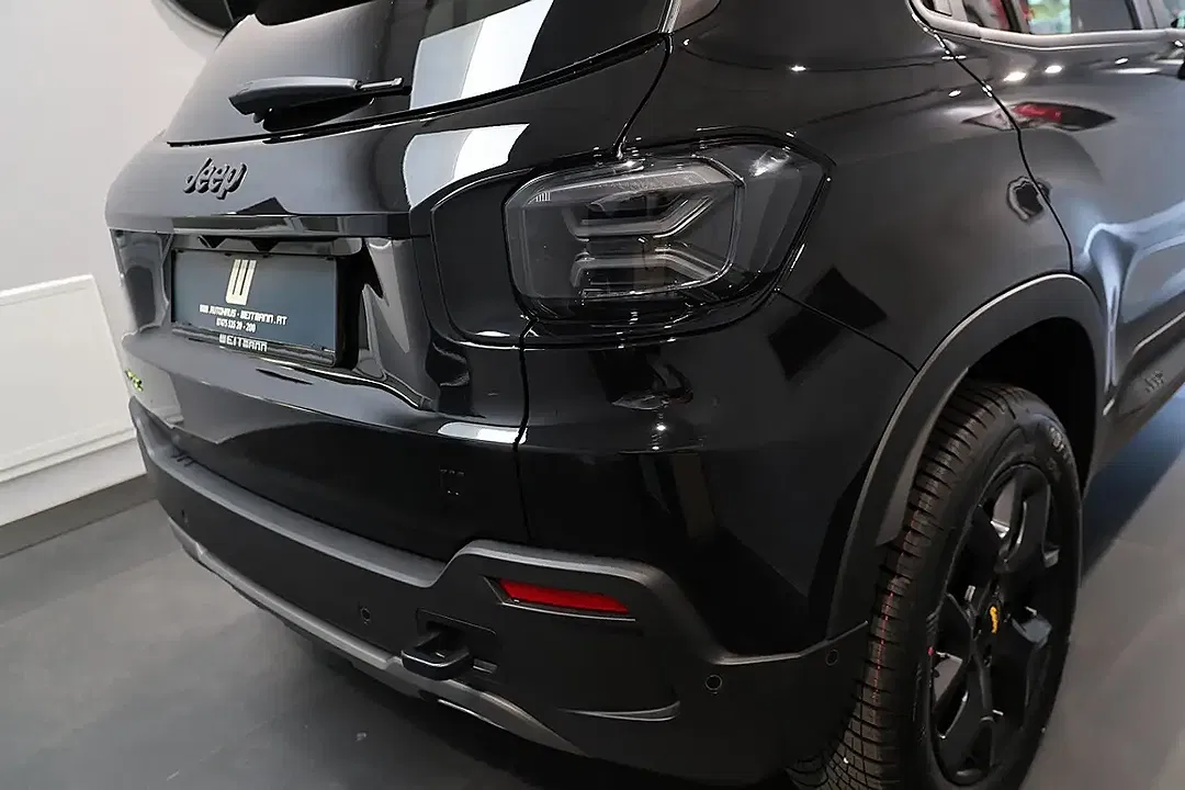 Jeep Avenger 1.2 e-Hybrid DCT 4xe The North Face - Thumbnail 8