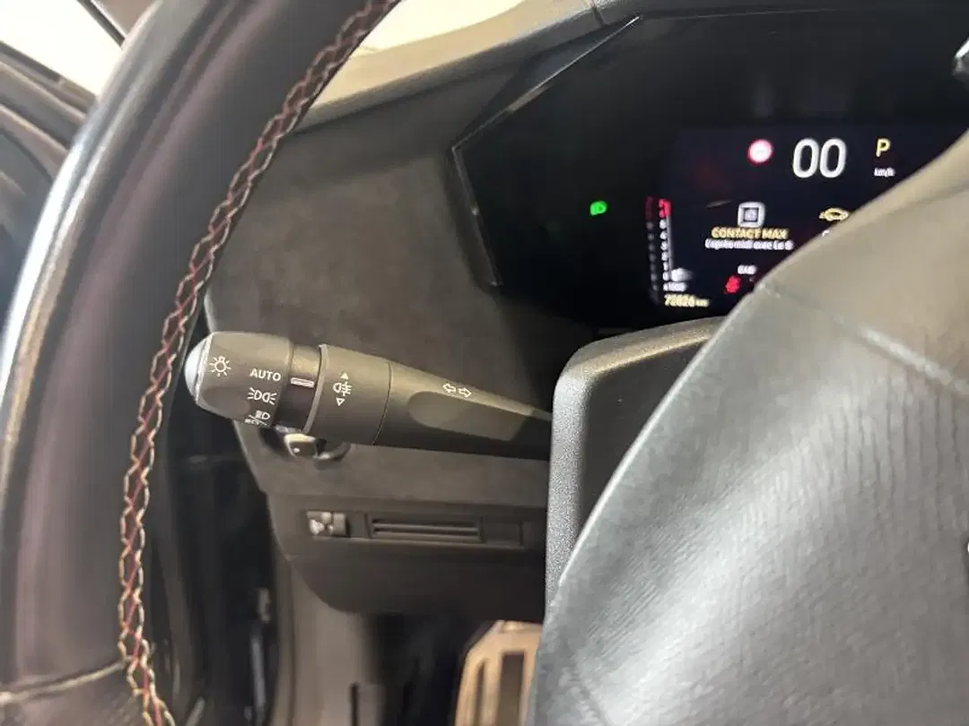 DS Automobiles DS 4 - Thumbnail 12