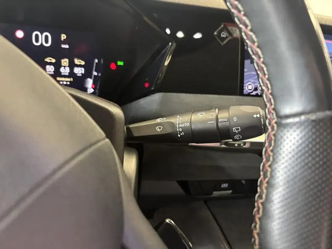 DS Automobiles DS 4 - Thumbnail 14