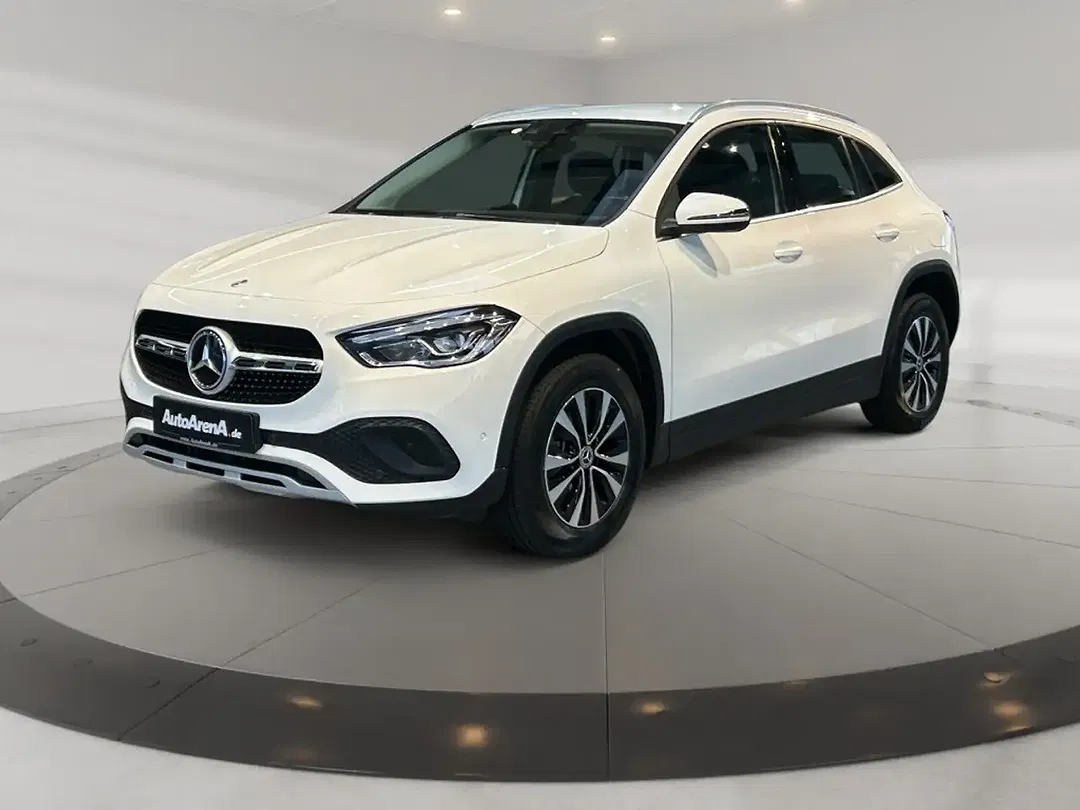 Mercedes-Benz GLA 250 AUT MBUX Style - Thumbnail 1