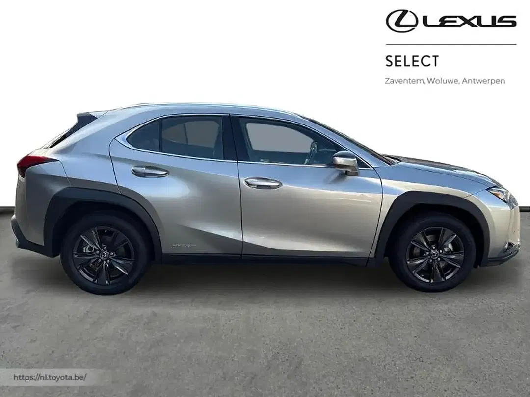 Lexus UX 250h - Thumbnail 14