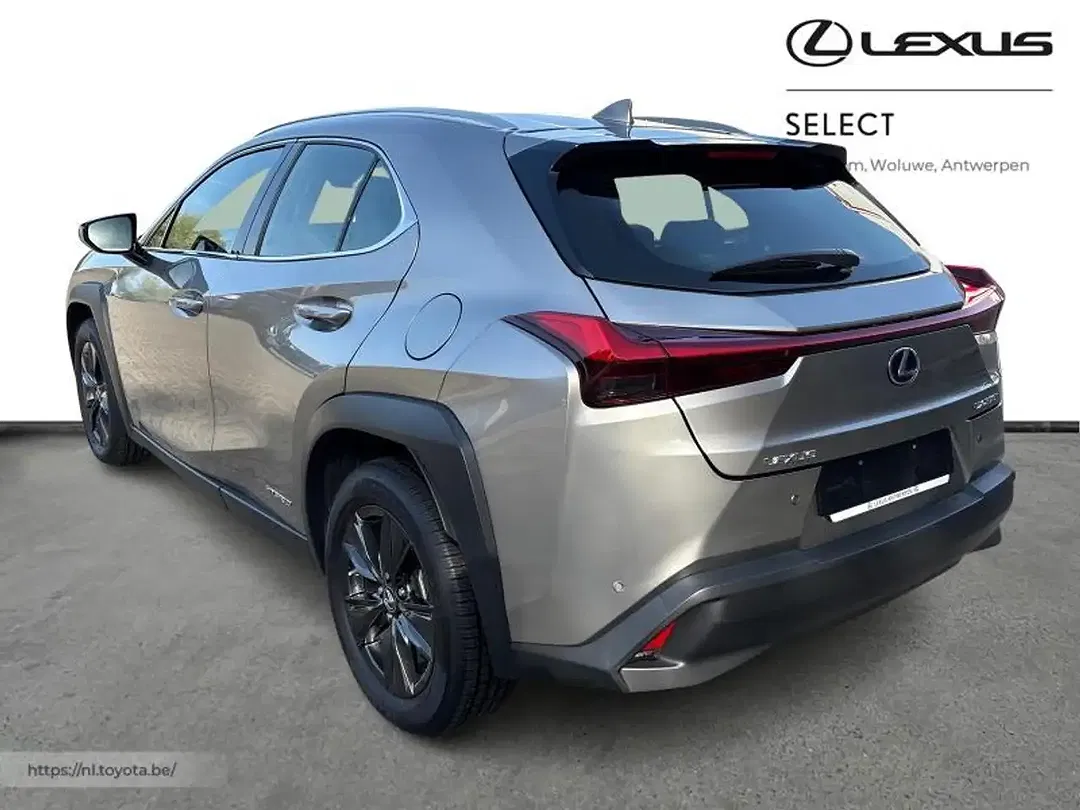 Lexus UX 250h - foto 2
