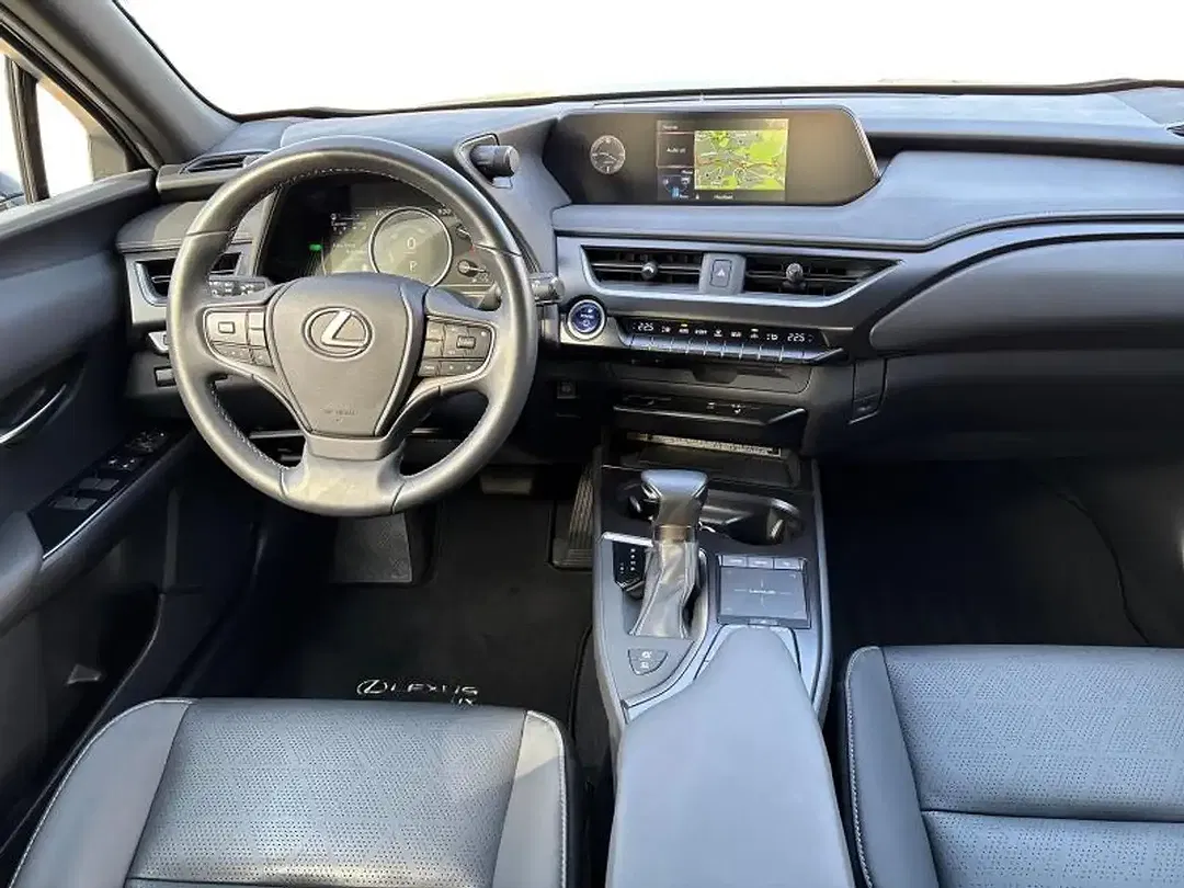 Lexus UX 250h - Thumbnail 7