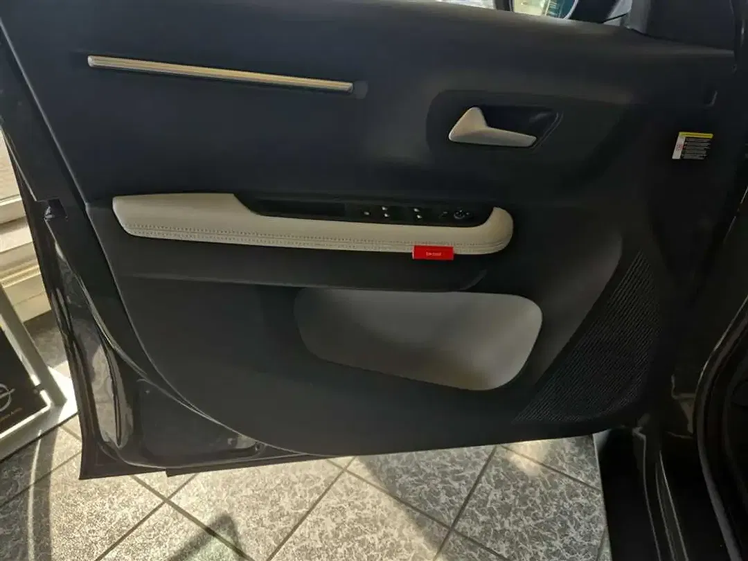 Citroen E-C3 Max - Thumbnail 10