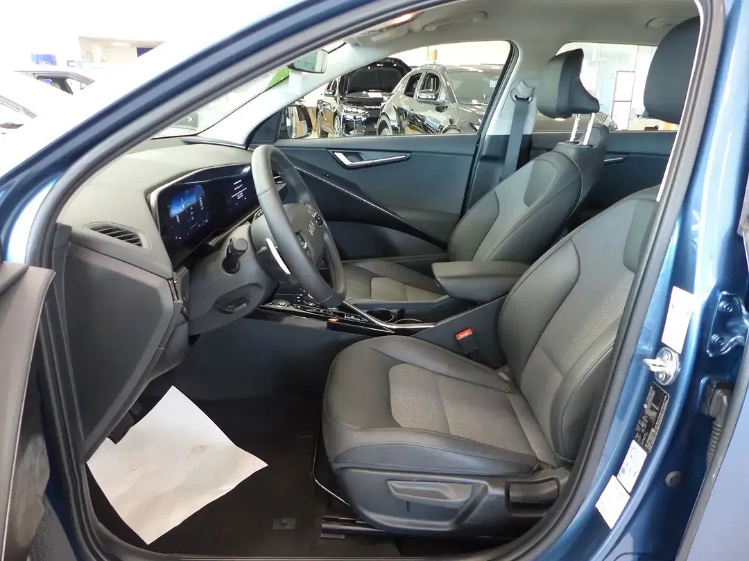 Kia Niro Vision - Thumbnail 10