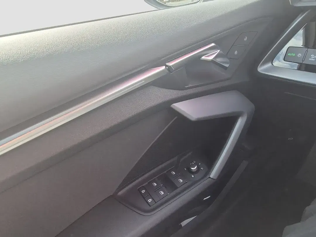 Audi A3 TFSI S tronic S line - Thumbnail 12