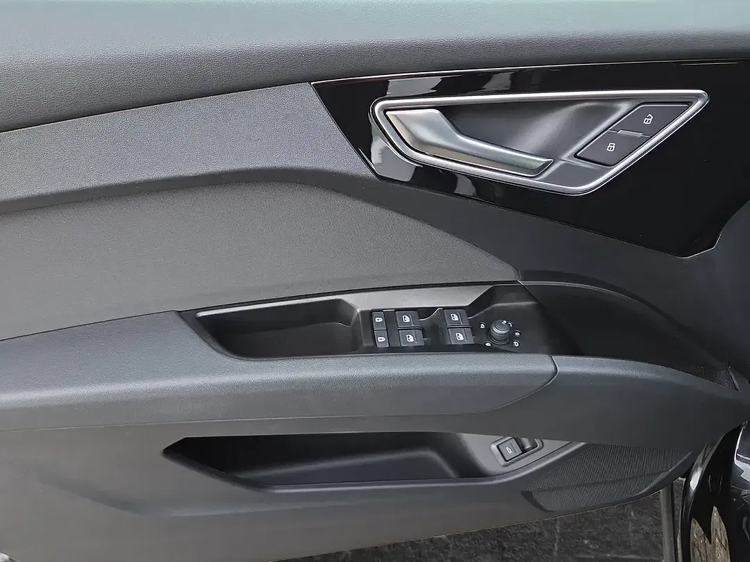 Audi e-tron - Thumbnail 5