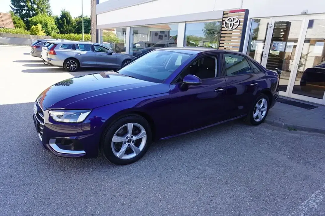 Audi A4 30 TDI S tronic - Thumbnail 2