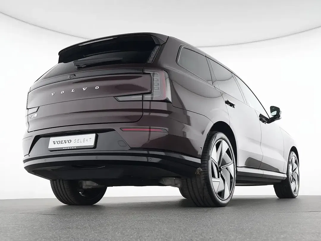 Volvo EX90 AWD Performance Plus - Thumbnail 8