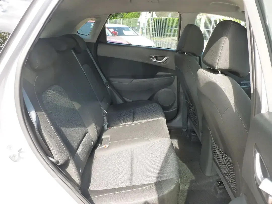 Hyundai KONA Hybrid AUT Edition 30 - Thumbnail 13
