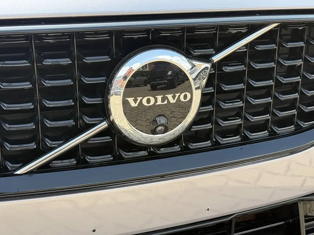 Volvo V60 B4 MHEV Plus Dark - Thumbnail 4