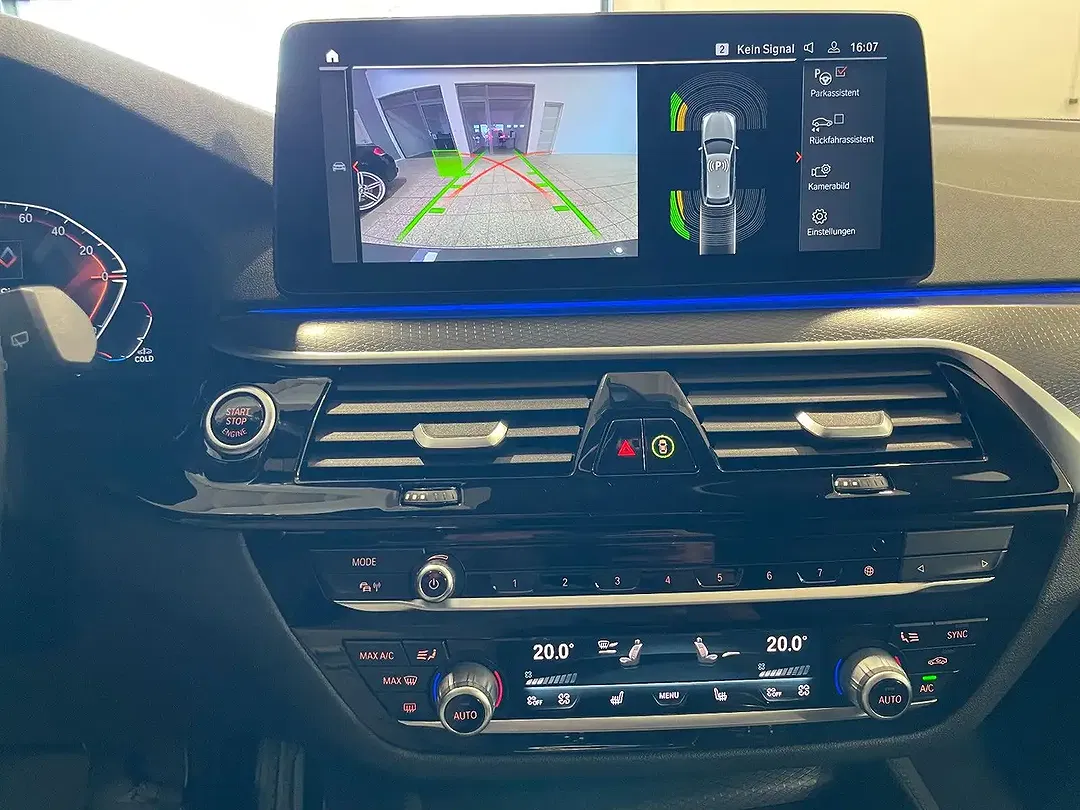 BMW 520 Touring M Sport - Thumbnail 11