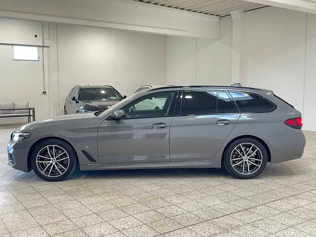 BMW 520 Touring M Sport - Thumbnail 7