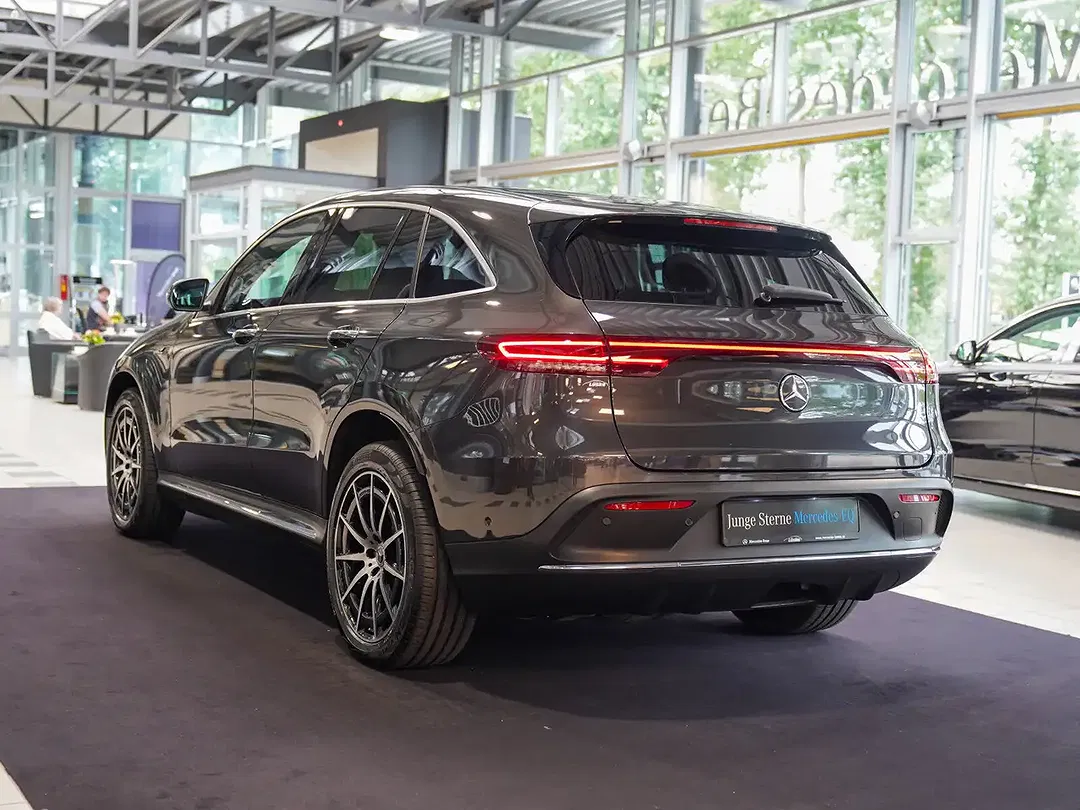Mercedes-Benz EQC 400 4MATIC AMG Line - Thumbnail 5