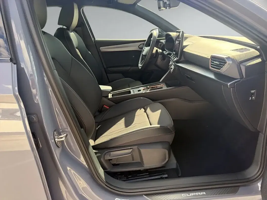 CUPRA Leon 1.5 eTSI DSG Sportstourer - Thumbnail 10