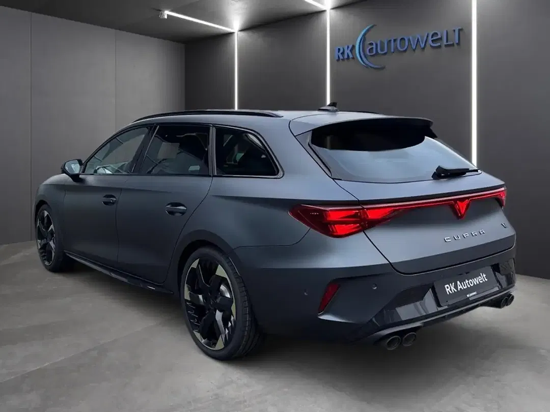 CUPRA Leon 2.0 TSI 4Drive VZ Tribe Edition - Thumbnail 5