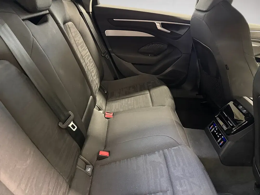 Audi A6 TFSI S tronic Avant - Thumbnail 9