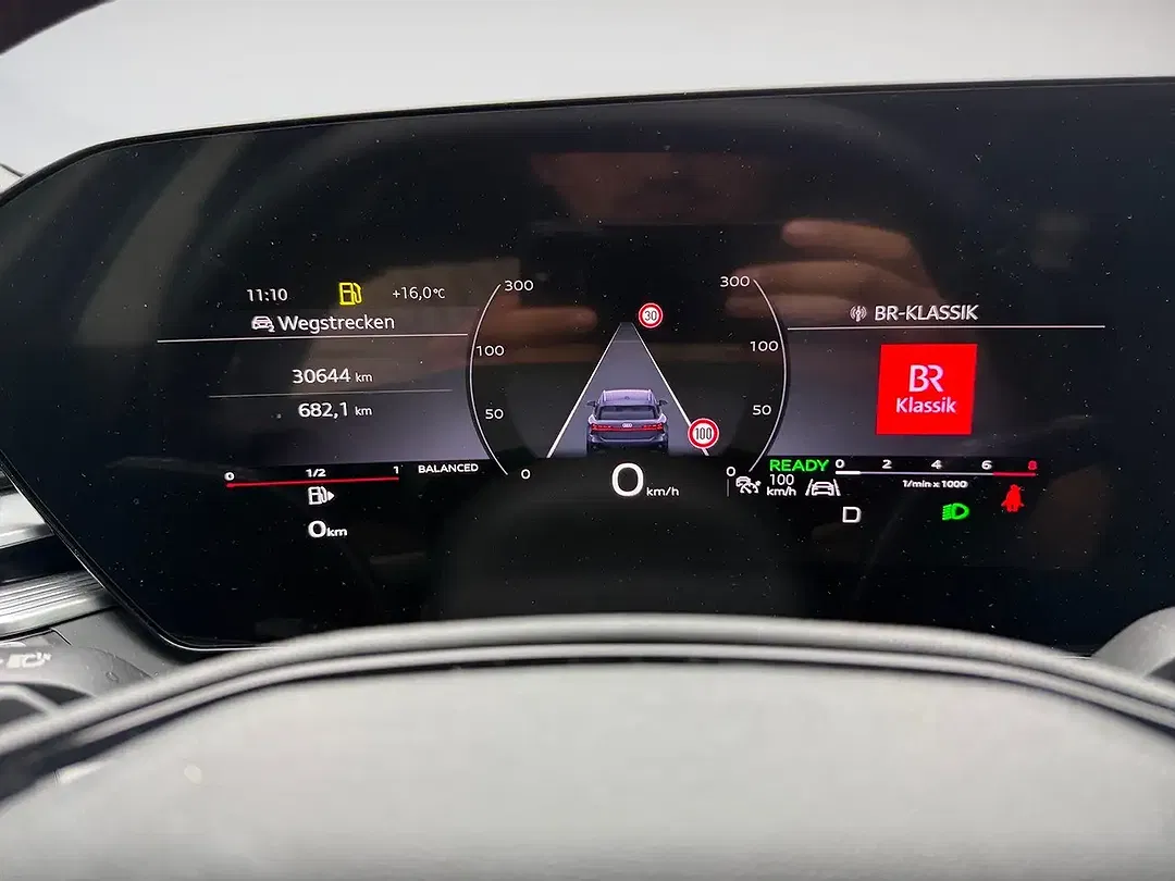 Audi A6 TFSI S tronic Avant - Thumbnail 12