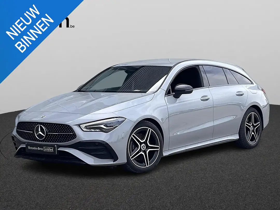 Mercedes-Benz CLA 200 AMG Line - Thumbnail 1