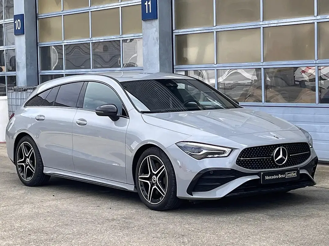 Mercedes-Benz CLA 200 AMG Line - Thumbnail 4