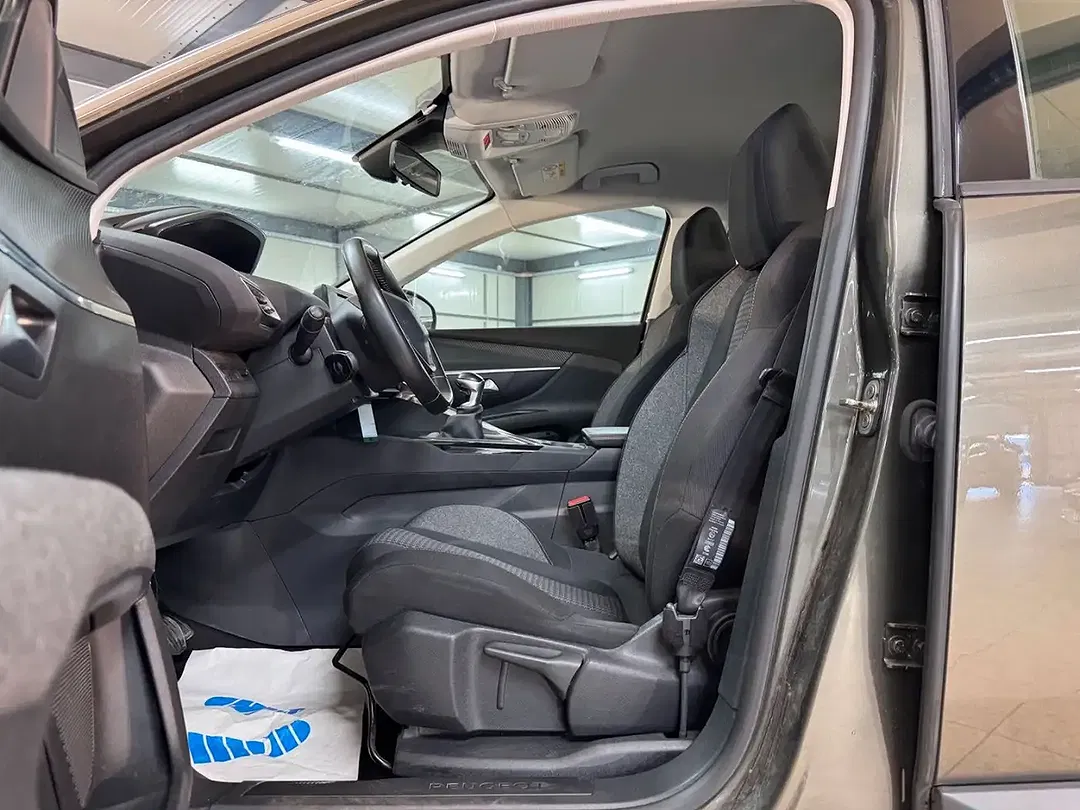 Peugeot 5008 - Thumbnail 7