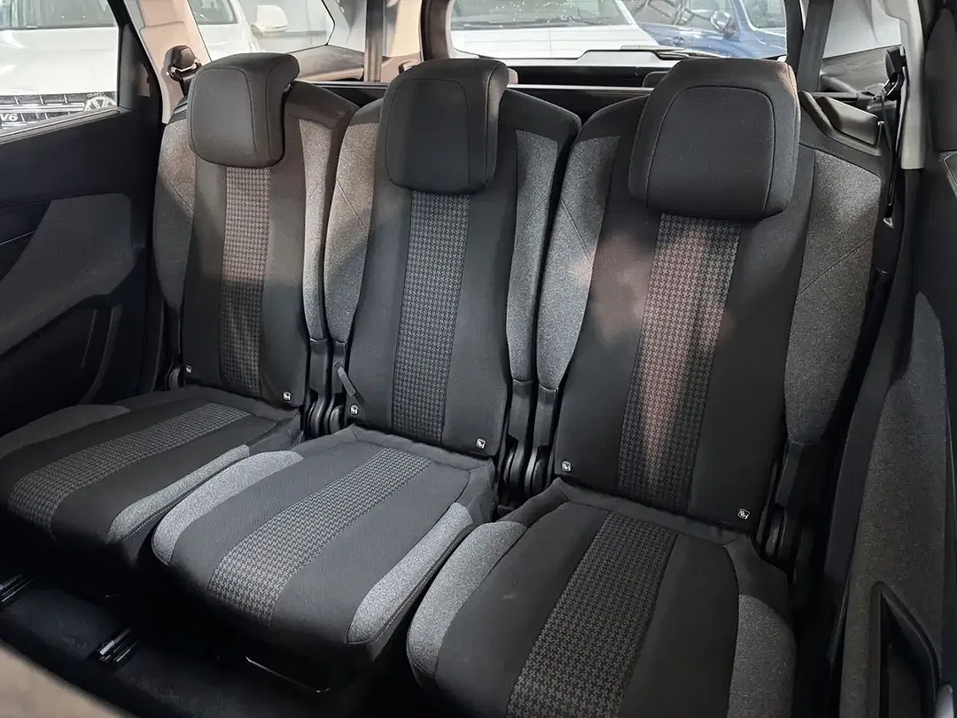 Peugeot 5008 - Thumbnail 8