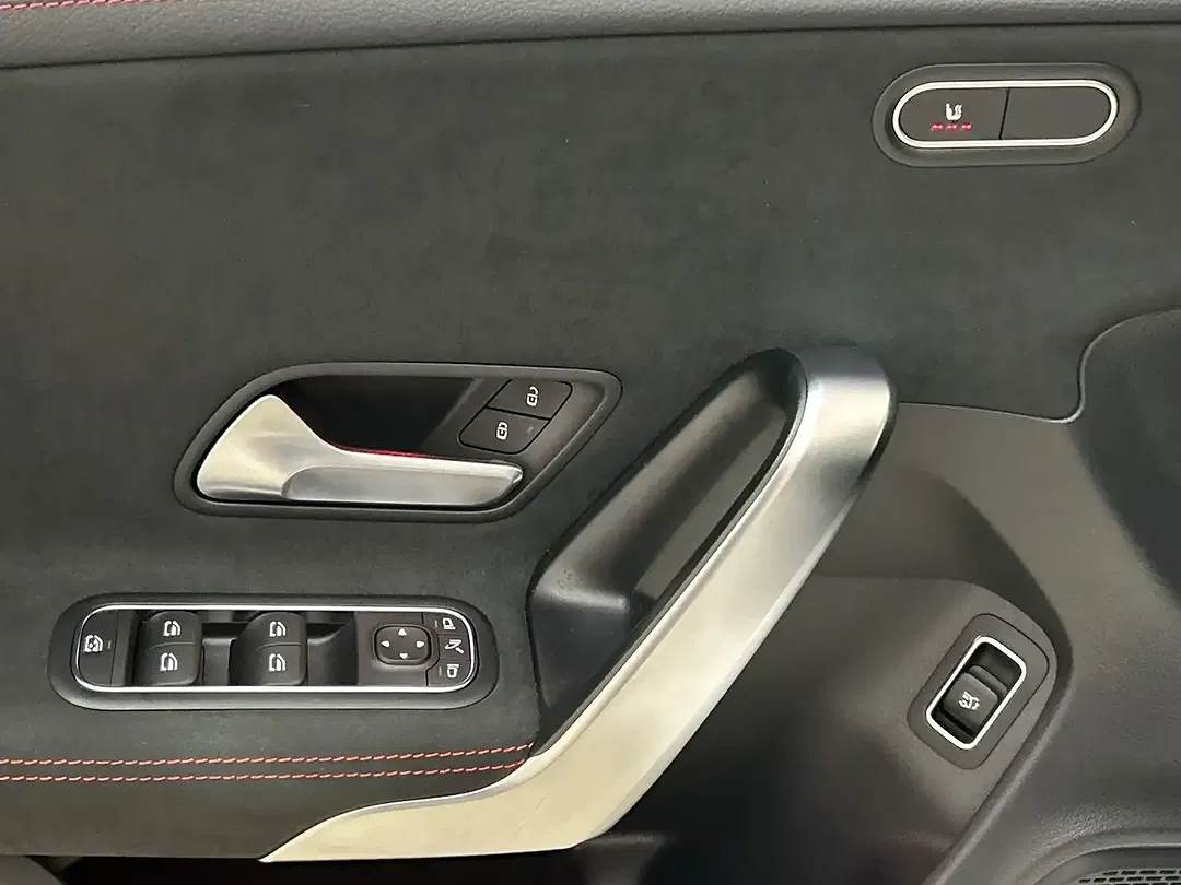 Mercedes-Benz CLA 200 AUT - Thumbnail 10