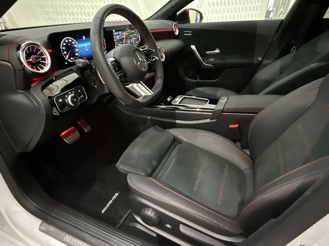 Mercedes-Benz CLA 200 AUT - Thumbnail 11