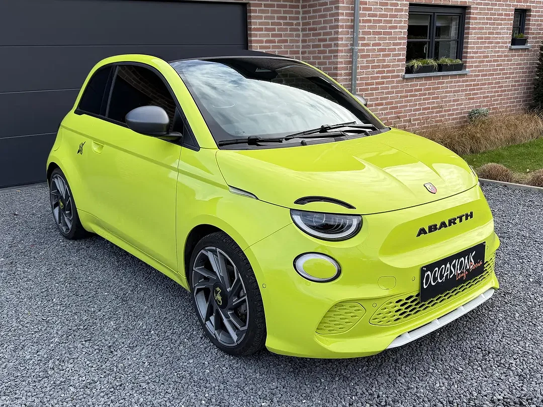 Abarth 500e Scorpionissima - Afbeelding 1