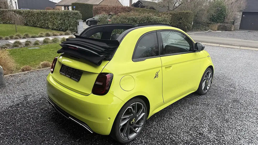 Abarth 500e Scorpionissima - Thumbnail 6