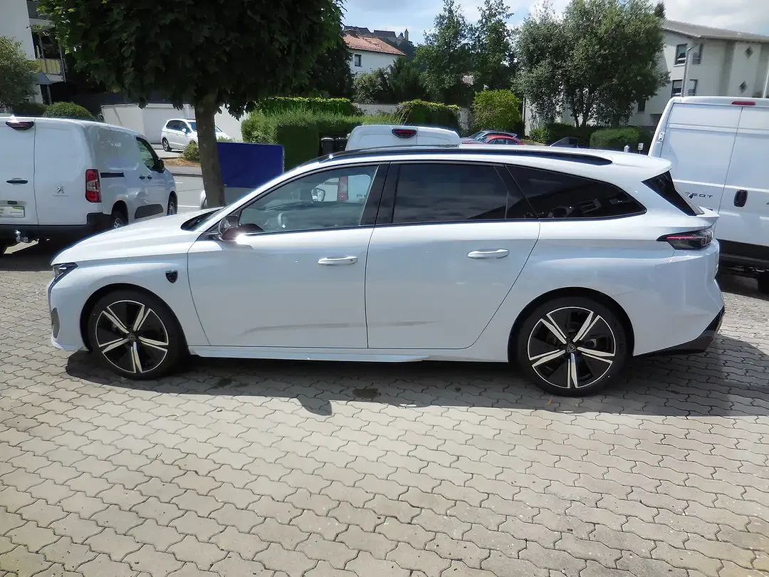 Peugeot 308 145 e-DSC6 Hybrid GT SW - Thumbnail 2