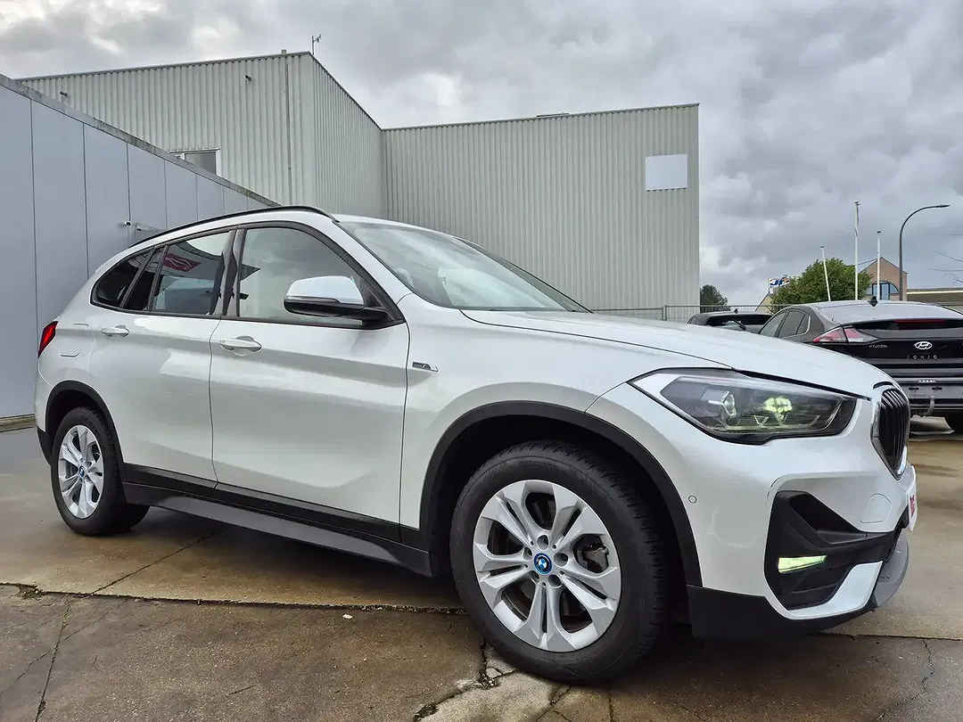 BMW X1 1.5 PHEV Hybrid xDrive 4x4 - foto 1