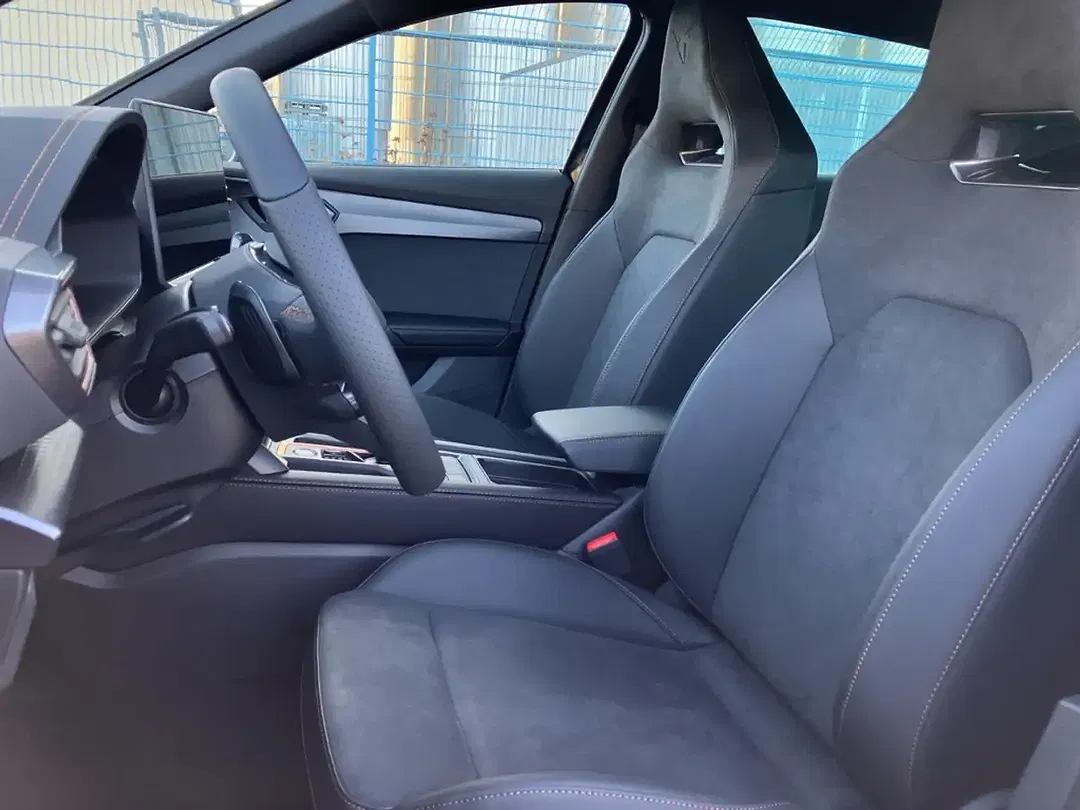 CUPRA Formentor 1.5 PHEV DSG VZ - Thumbnail 9