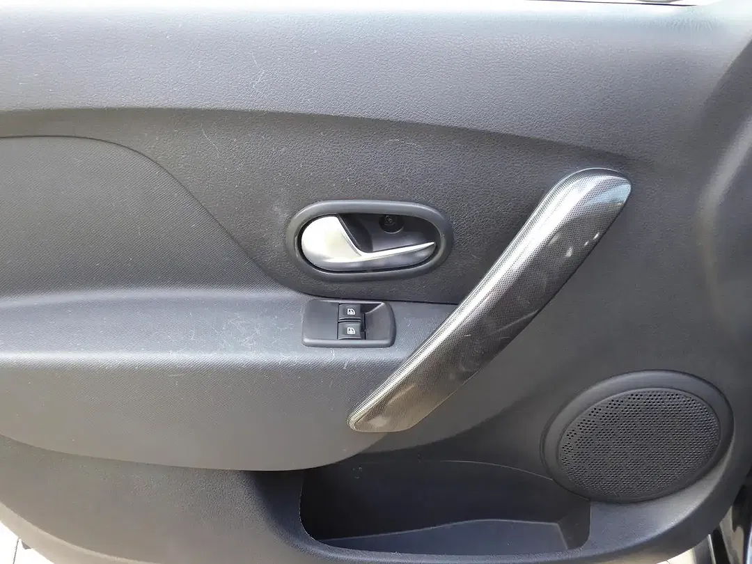 Dacia Logan - Thumbnail 12