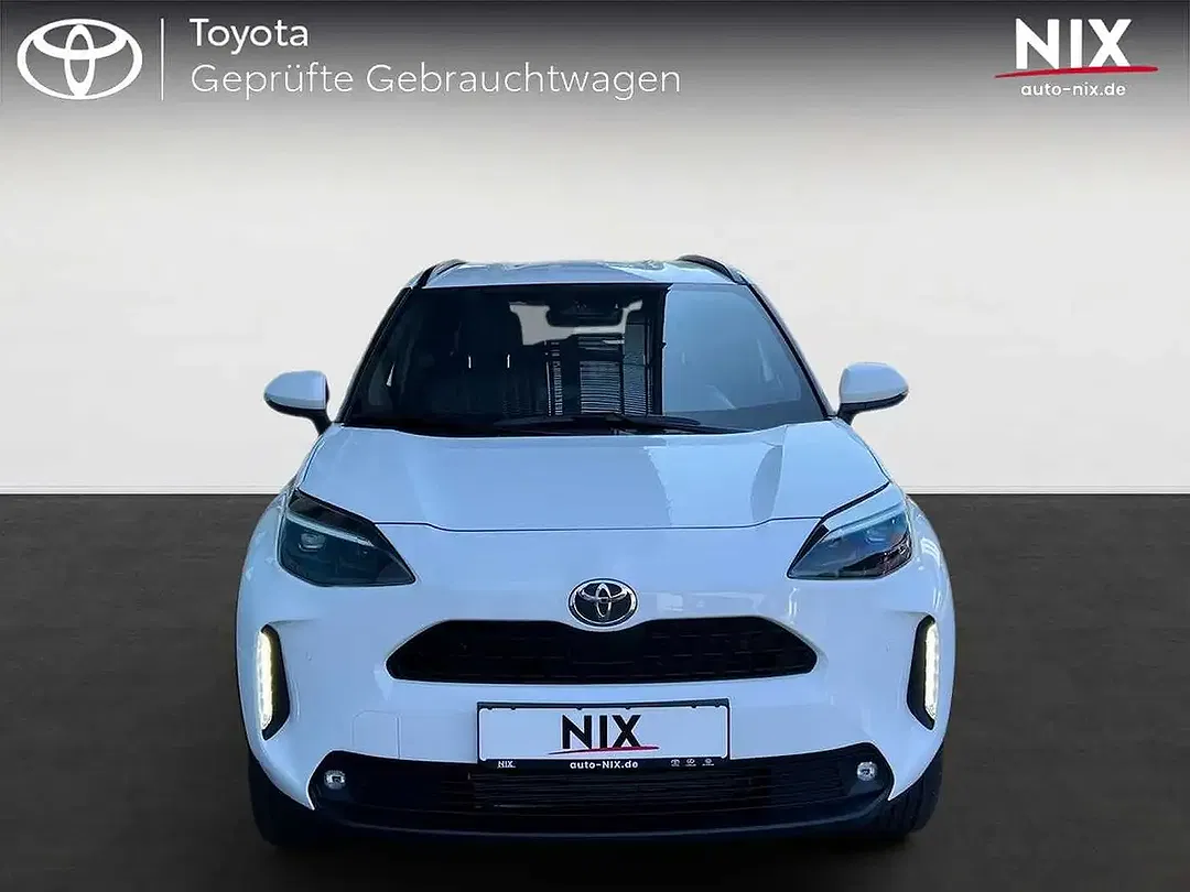 Toyota Yaris Cross - Thumbnail 5