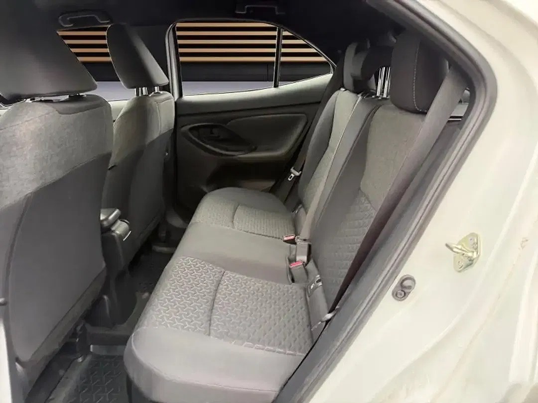 Toyota Yaris Cross Plus - Thumbnail 12