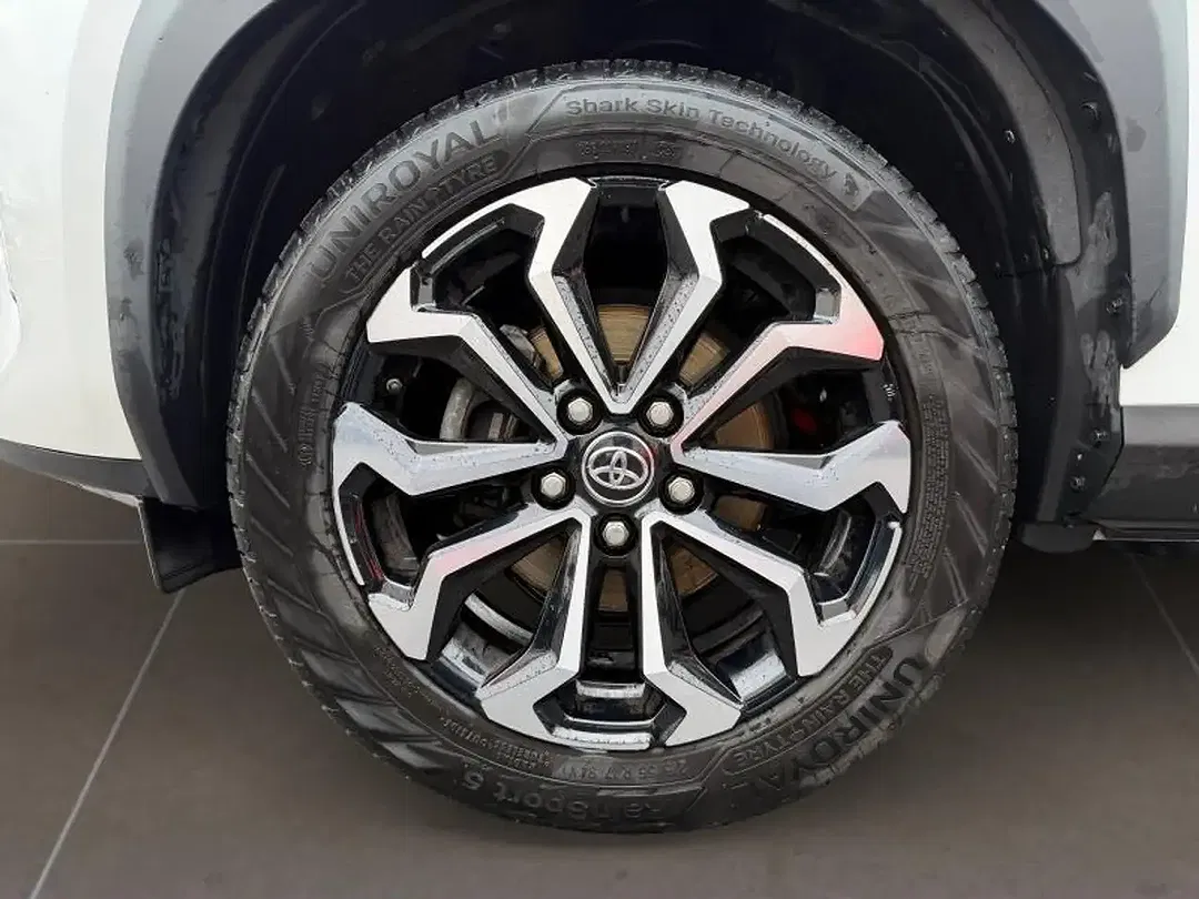 Toyota Yaris Cross Plus - foto 2