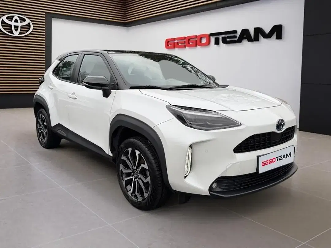 Toyota Yaris Cross Plus - Thumbnail 8