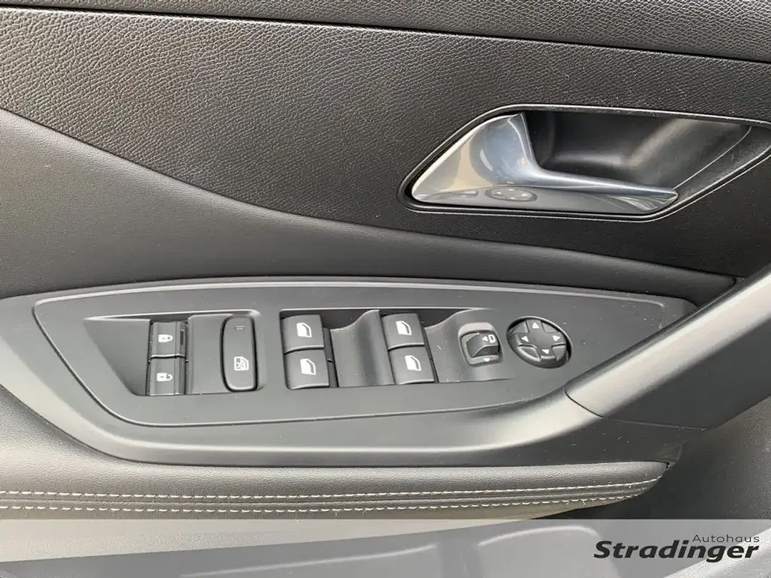Peugeot 308 130 PureTech Allure - Thumbnail 3